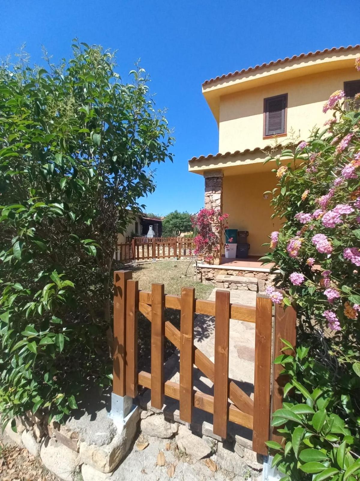 Villette Oasi San Teodoro  Exterior foto